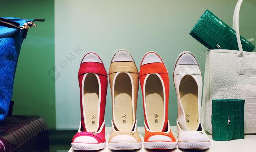 商店时尚女性运动鞋陈列柜背景图片