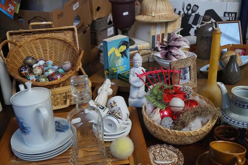 跳蚤市场 东东 东西 对象 蛋 餐具 装饰 垃圾 老 古董