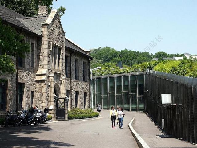 灰色建筑纹理灰色的石头别野背景图片