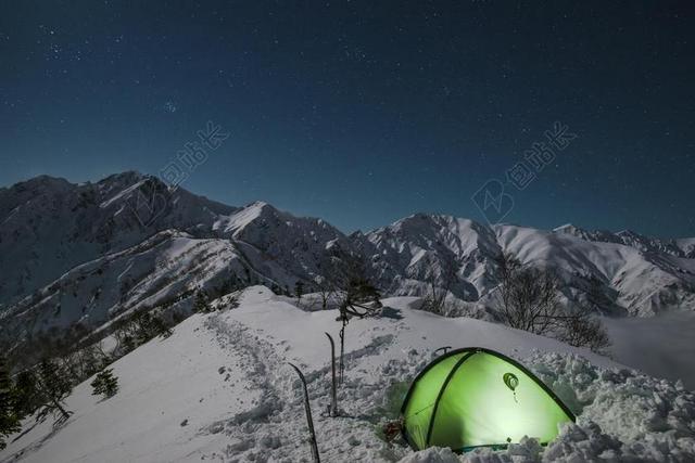 夜景 雪山 帐篷 登山 北部的阿尔卑斯山 日本 3个月