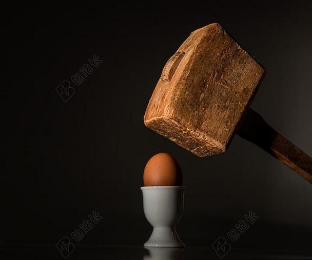 鸡蛋 锤 威胁 暴力 恐惧 恐吓 命中 击败 力 恐慌