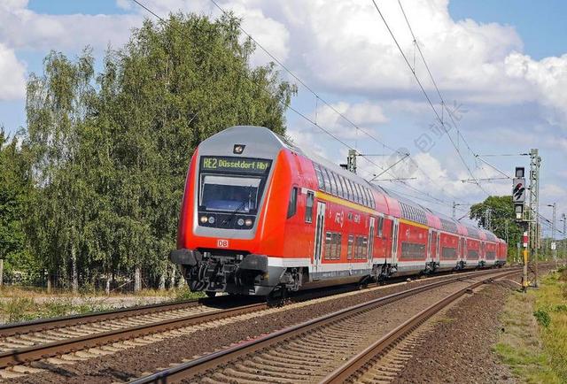 区域快递 DOPPELSTOCKZUG 德国铁路