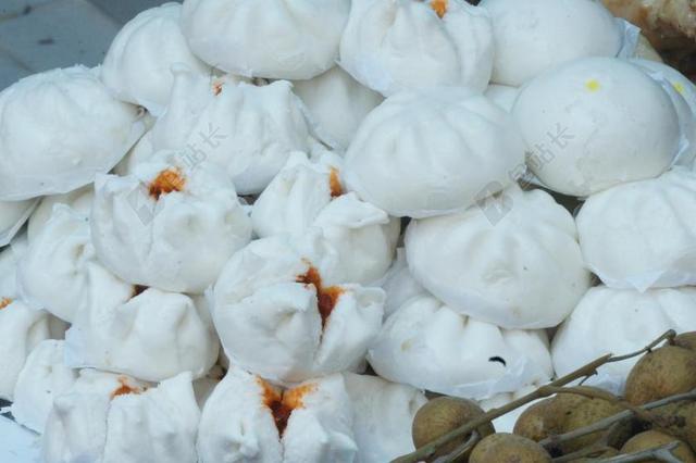 餐饮清新白包子背景图片