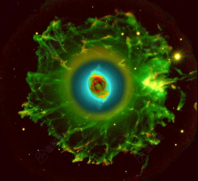猫眼星云 NGC 6543 行星雾 星座龙 繁星点点的天空 空间