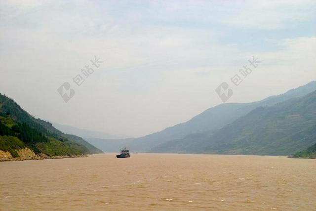 清新河峡谷景观背景图片
