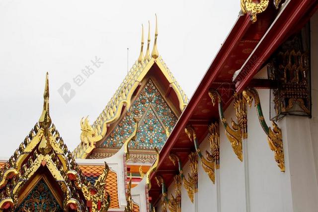 泰国宝塔屋顶异国风情建筑设计背景图片