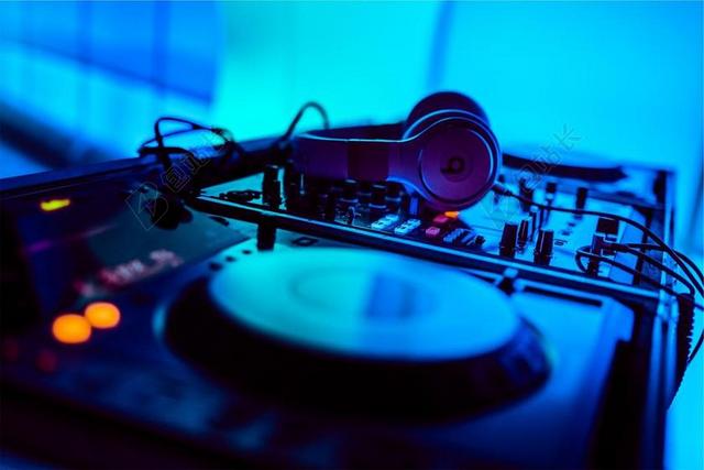 先锋 CDJ2000 DJ 设备 混音器 音乐 头戴式耳机