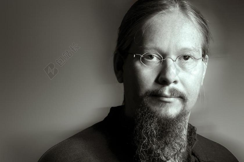 黑色男性大师平静肖像背景图片