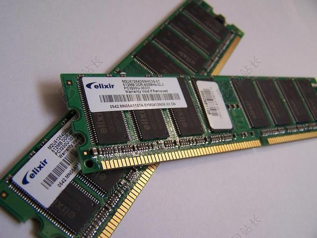 计算机内存 芯片 技术 RAM 个人电脑 硬件 组件 半导体