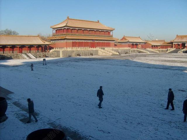 冬天北极古代皇城旅游景点建筑背景图片