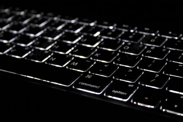 键盘 MACBOOK PRO 照明 键盘上的键 苹果
