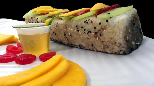 做寿司卷 寿司 芒果 水稻 日本食品 亚洲