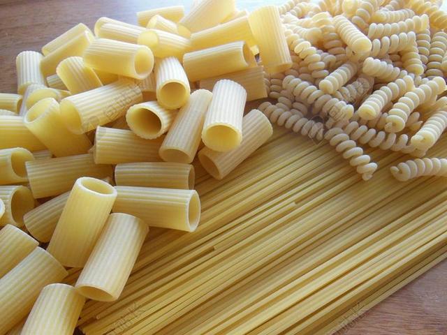 面条 意大利面 螺旋 彭内 意大利通心粉 意大利 食品 原料