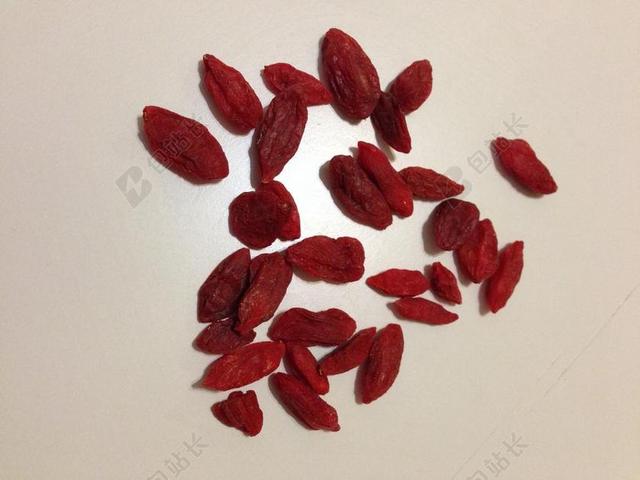 枸杞 浆果 健康 食品 营养 成分 抗氧化剂 草药 干