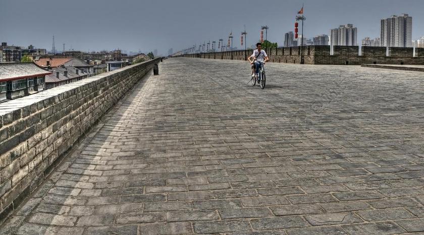 西安 中国 城墙 皮埃尔 · 体系结构 骑单车的男子