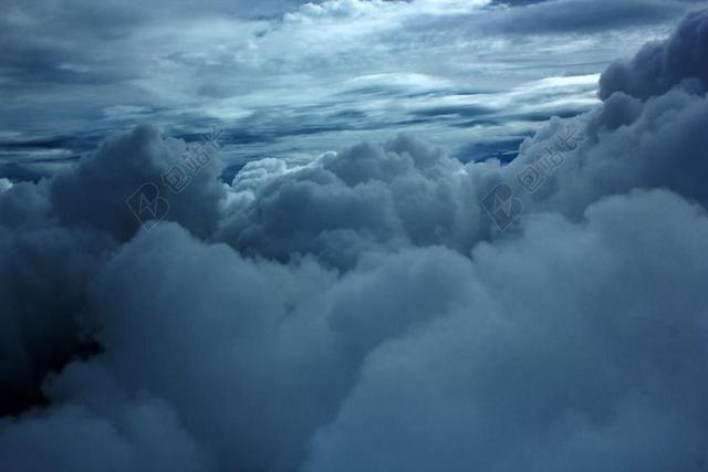 云 软盘云 多云的天空 黑白色的天空 自然 天空 多云 壁纸