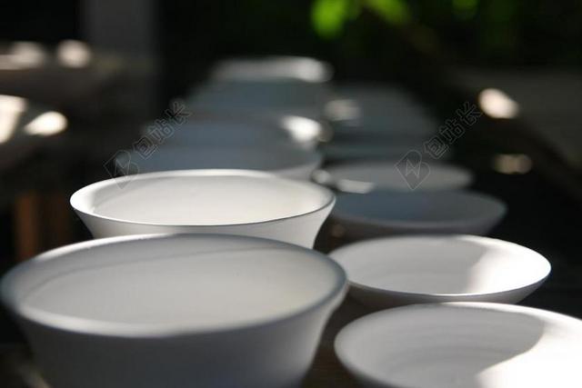 瓷器 集装箱 工艺 陶器 碗里