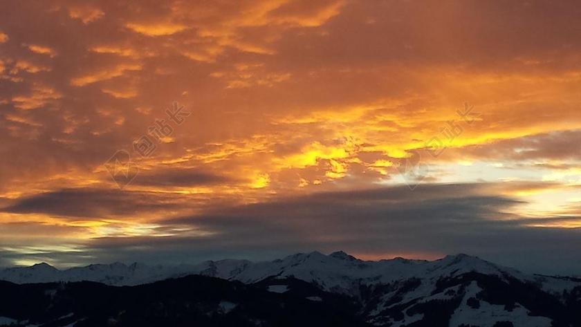 太阳 云 天空 日落 余辉 美丽 落山的太阳 傍晚的天空