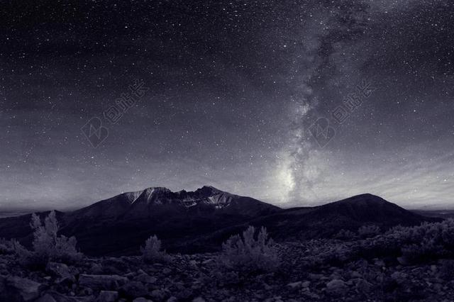 黑色广告自然唯美夜晚的天空背景图片
