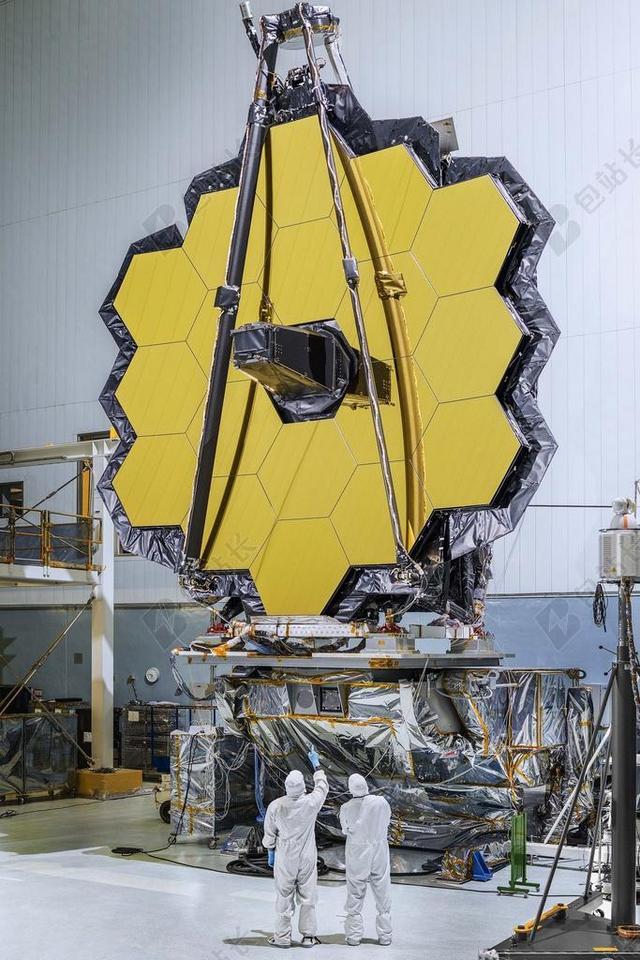 镜像 太空望远镜 六边形反射镜 科学 技术人员 宇宙 研究