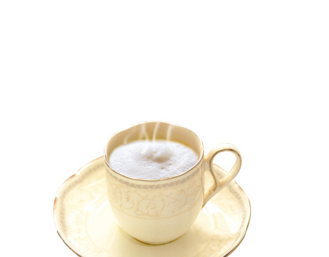 一杯热奶茶