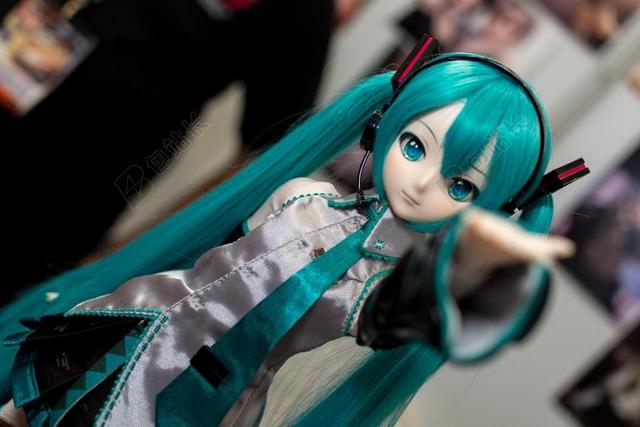 初音未来 娃娃 DOLLFIE 漫画 玩具 塑料 绿色的头发