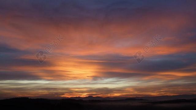 太阳 上午 心情 在清晨 天空 清晨的阳光 晨光 气氛 大气