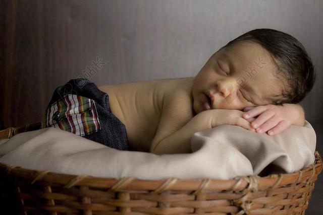 购物篮 睡觉 手 口 眼睛 鼻子 婴儿 幼稚 睡眠