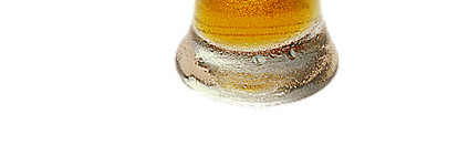 哈尔滨啤酒满杯