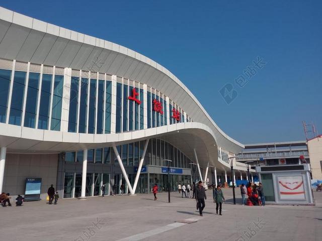 蓝白交通科技上饶高铁站车站背景图片
