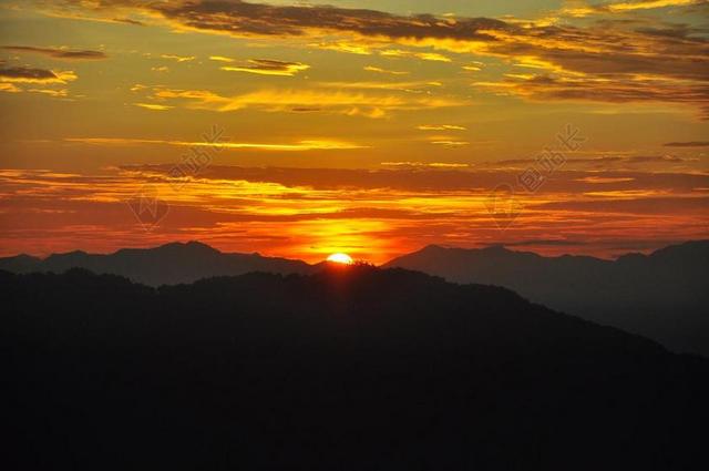 日出 山顶 旅行 冒险 徒步旅行 爬山