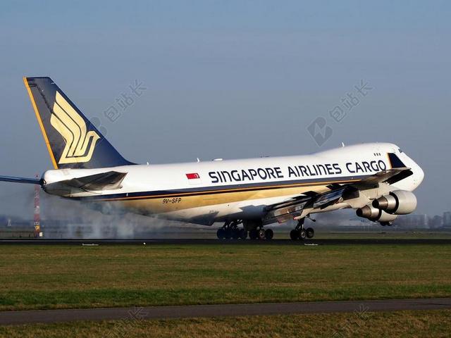 波音 747 喷气客机 新加坡航空公司 货物 飞机 着陆 机场