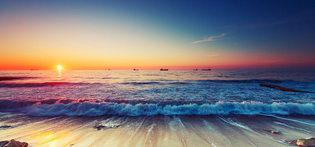 沙滩海浪太阳升背景BANNER