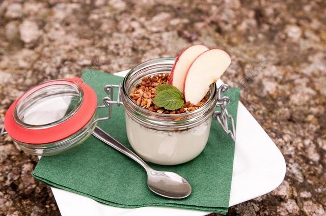 玻璃 酸奶 甜点 苹果 列 勺子 绿色 食品 舀出 享受