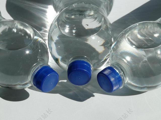 瓶 塑料瓶 矿泉水 水 透明 盖 蓝色 关闭 喝 碳酸