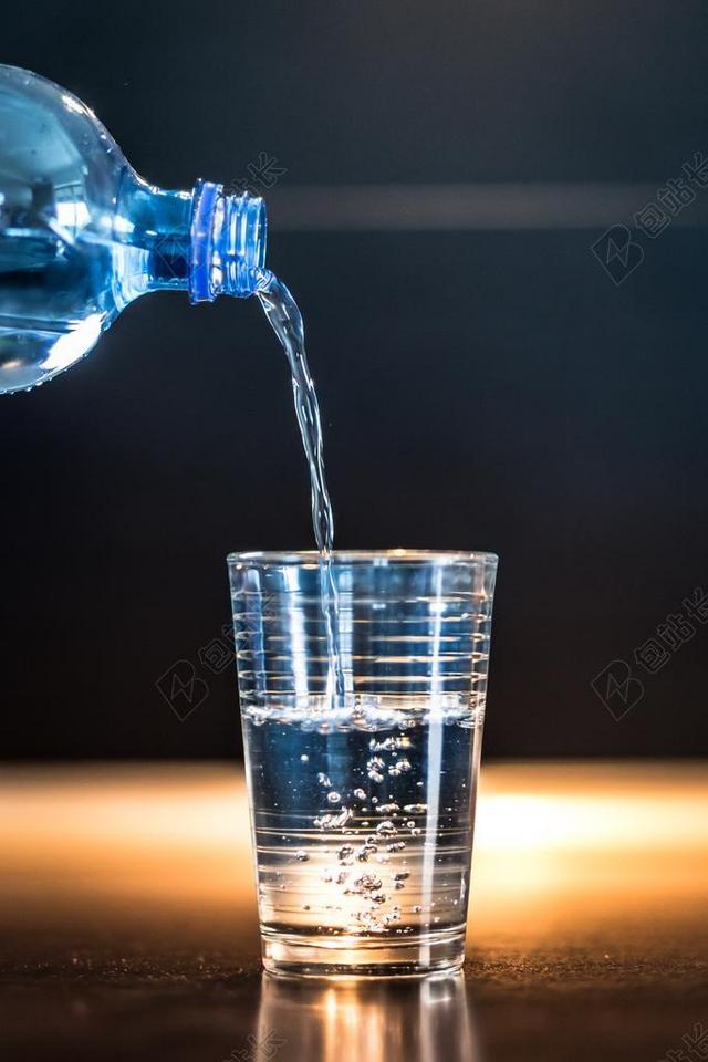 水 瓶 欲望 矿泉水 一瓶水 液体 蓝色