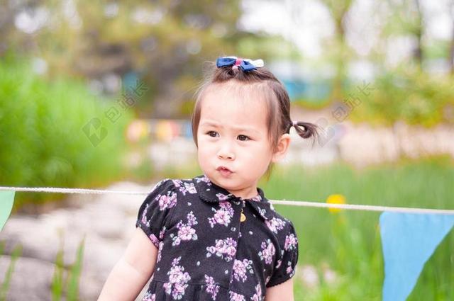草地 欢乐 宝宝 亚洲 户外 肖像 面对 儿童 女孩 可爱
