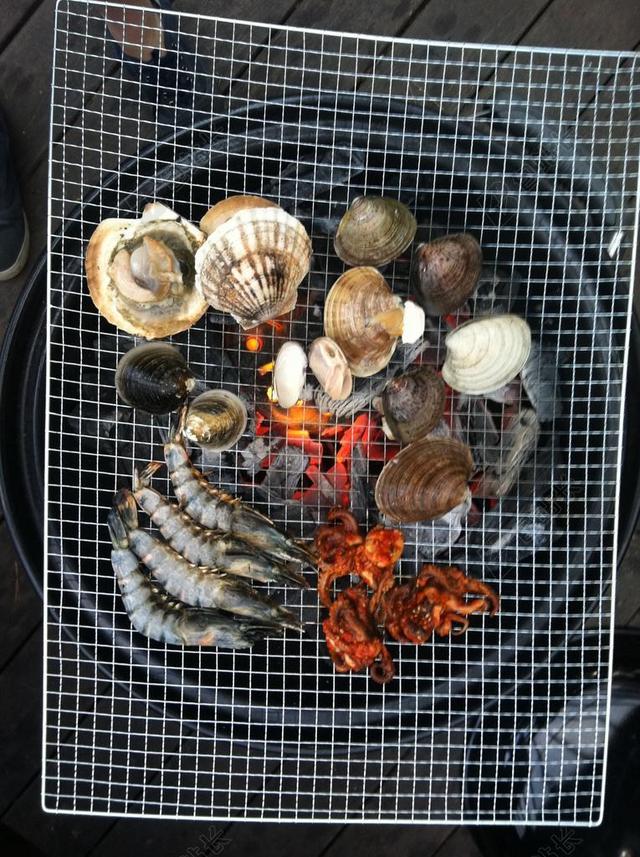 烹饪 海鲜 烤 养老金 焦嫩烤 烤贝 烤的虾 海鲜烧烤