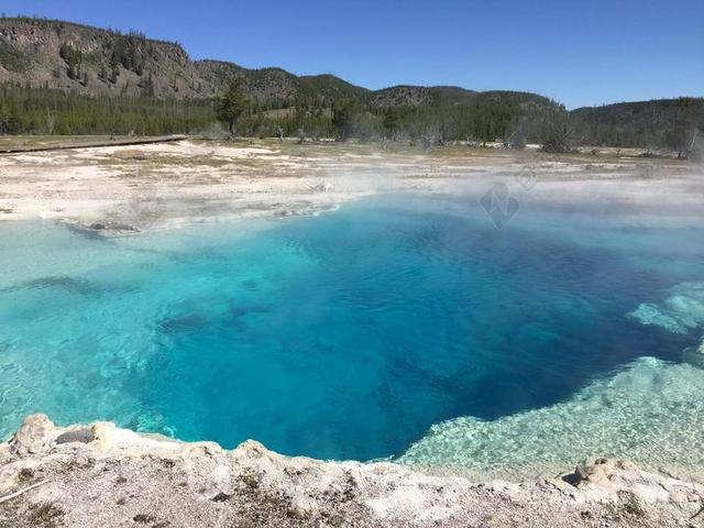 黄石国家公园 蓝宝石池 地热