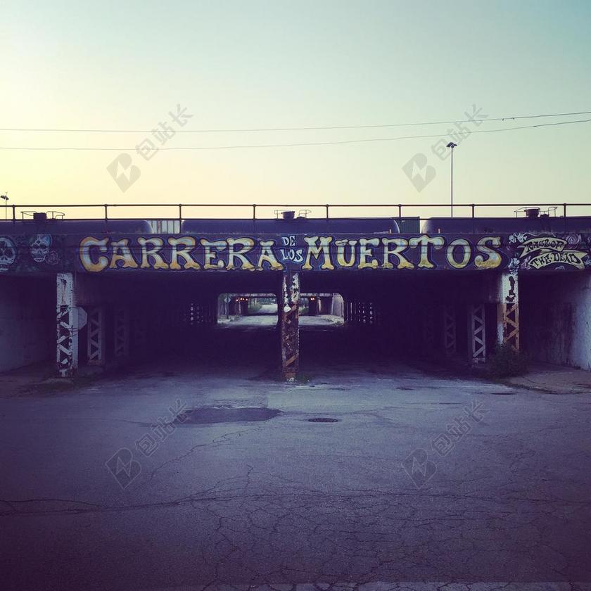 弃 单 城市街区 街 表情 寂寞 孤独 城市 壁画 黄昏