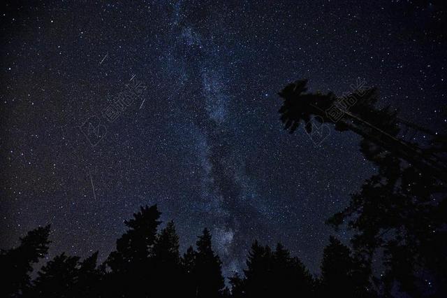 银河 宇宙 英仙座流星雨 星星 自然 流星 空间 天空
