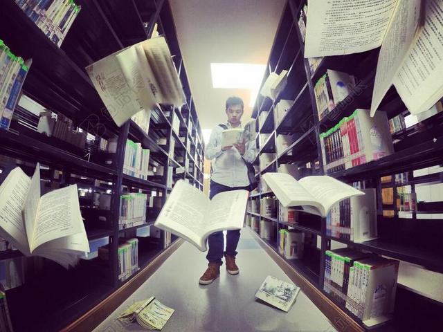 明亮色教育写实学生图书馆找书背景图片