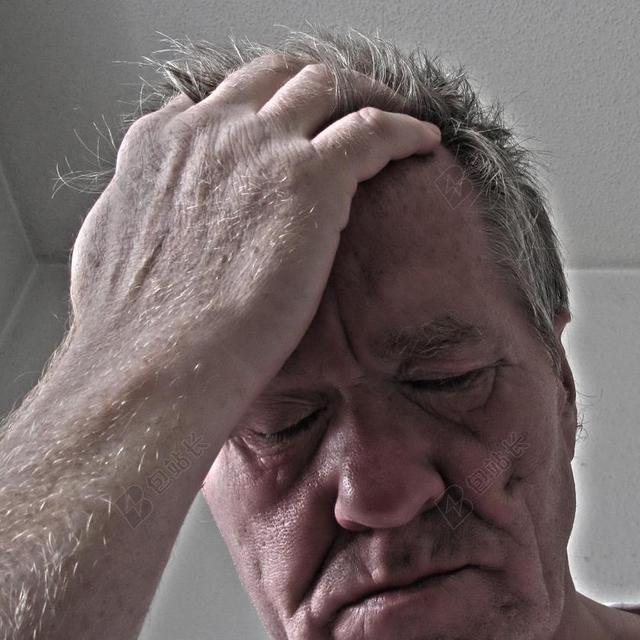 应力 男子 手 面对 老 电压 职业倦怠 头痛 心理学