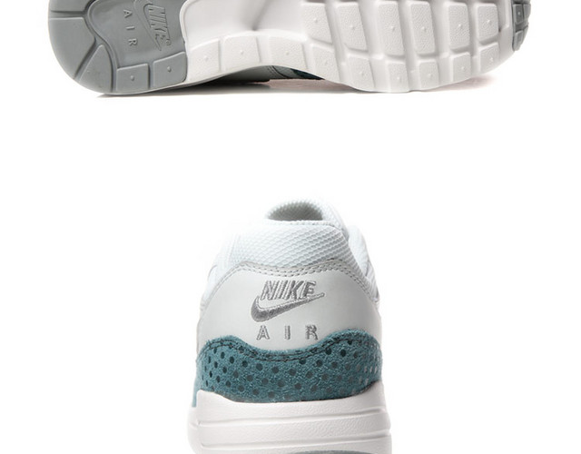 耐克NIKE运动鞋