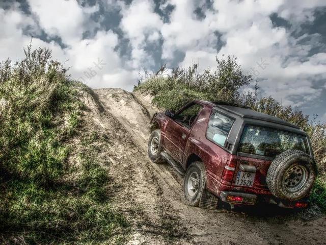 全地形车 越野 4 X 4 关闭清道夫 汽车