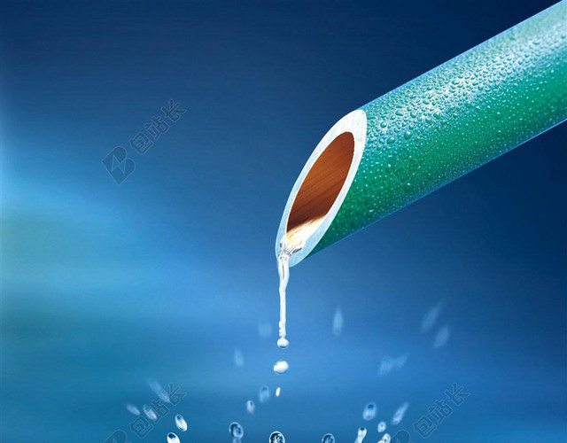 清泉水滴溅起瞬间图片