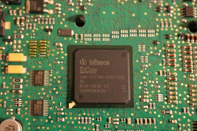 CPU 处理器 芯片 计算机 IC 电子产品 TRICORE