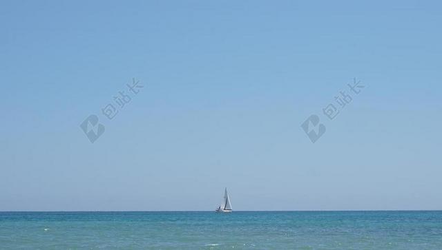 哥斯达黎加蓝色天空大海帆船背景图片