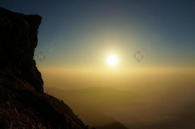 山 日出 天空 自然 景观 太阳 旅行 冒险 石 自由