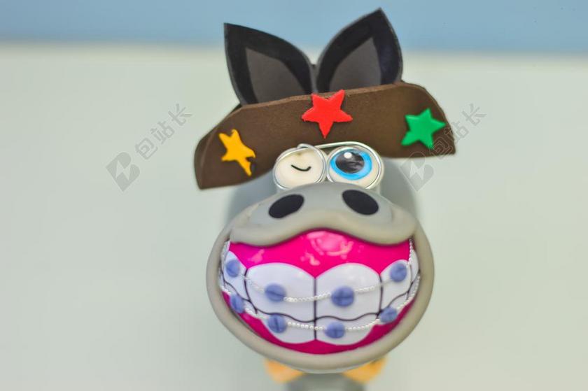 卡通人物牙齿矫正模型背景图片